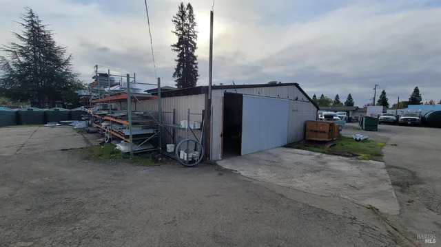 $20,000 | 4135 Santa Rosa Avenue, Santa Rosa, CA 95407