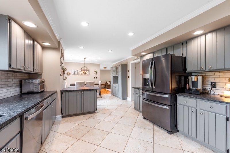 127 Smithtown Road Hackettstown, NJ 07840 - Photo 10 of 42