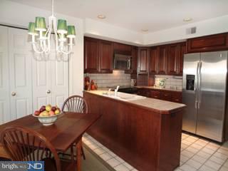 412 Waynesbrooke Road Berwyn, PA 19312 - Photo 4 of 6