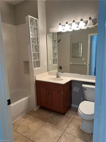 $1,980 | 7350 Bristol Circle, Naples, FL 34120