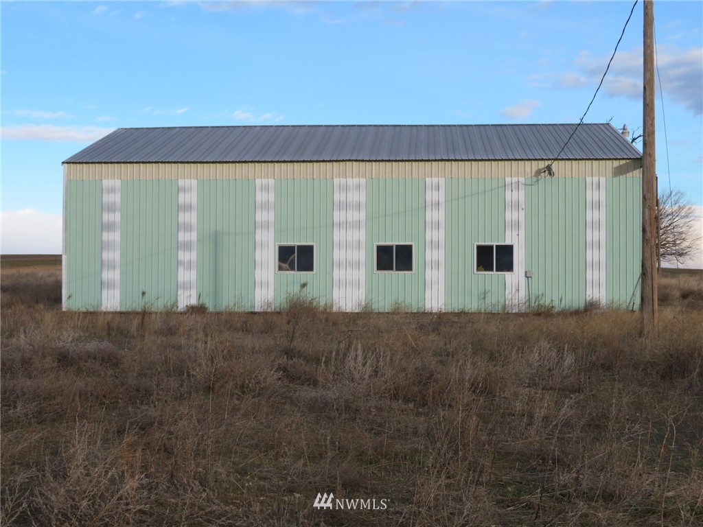 198 Phillips Road, Unit A Lind, WA 99341 - Photo 9 of 32