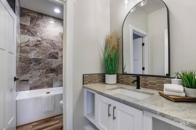 $434,000 | 1008 23rd Avenue East, Jerome, ID 83338