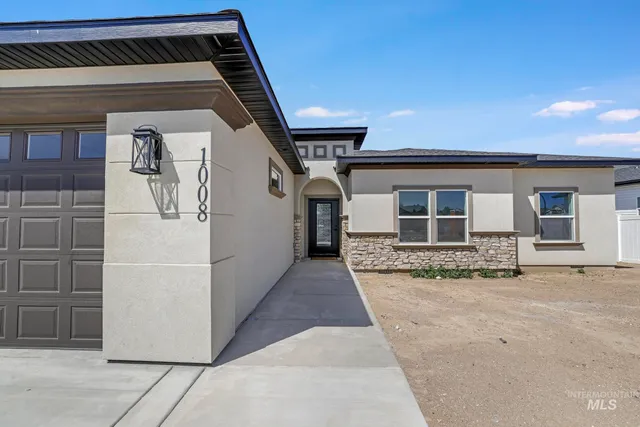 $434,000 | 1008 23rd Avenue East, Jerome, ID 83338