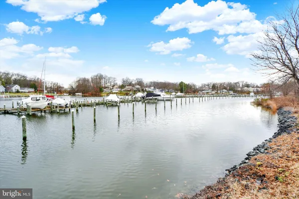 $284,900 | 572 Hopkins Landing Drive, Unit 572, Baltimore, MD 21221