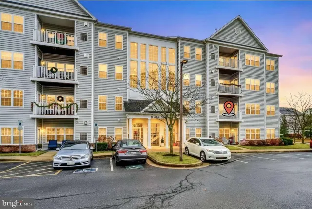 $305,000 | 572 Hopkins Landing Drive, Unit 572, Baltimore, MD 21221