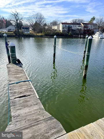 $305,000 | 572 Hopkins Landing Drive, Unit 572, Baltimore, MD 21221