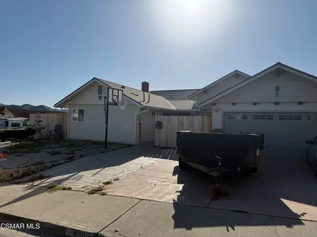 $4,300 | 400 North Steckel Drive, Santa Paula, CA 93060