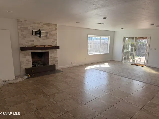 $4,300 | 400 North Steckel Drive, Santa Paula, CA 93060