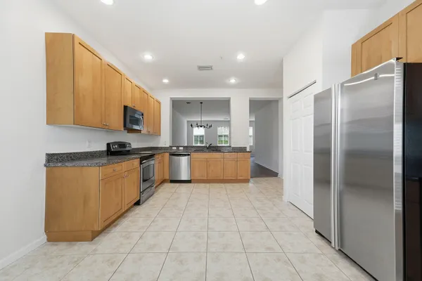 $332,900 | 425 Greenwich Circle, Unit 204, Jupiter, FL 33458