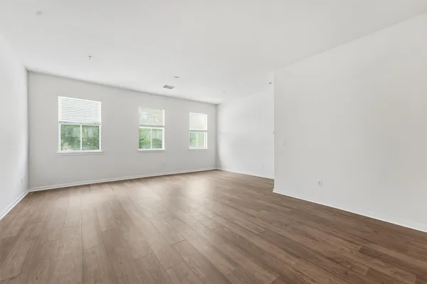 $332,900 | 425 Greenwich Circle, Unit 204, Jupiter, FL 33458