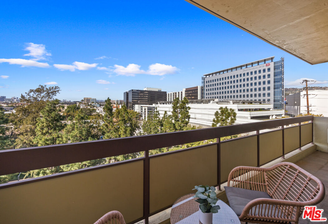 321 South San Vicente Boulevard, Unit 708 Los Angeles, CA 90048 - Photo 16 of 19 a view of balcony with furniture