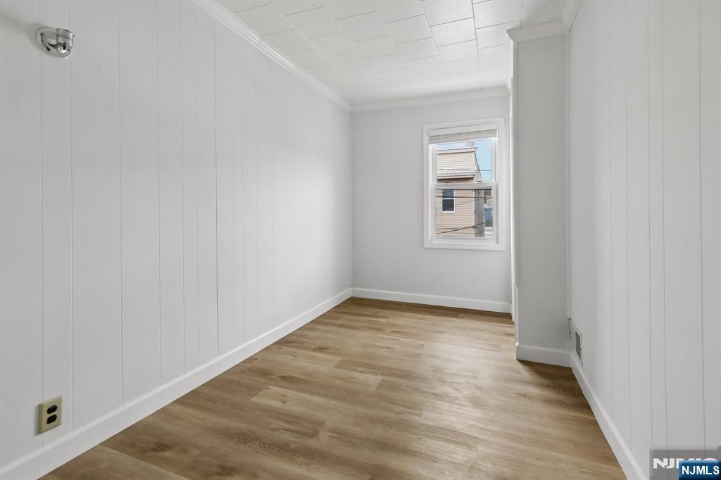 63 Garrison Street Newark, NJ 07105 - Photo 23 of 40