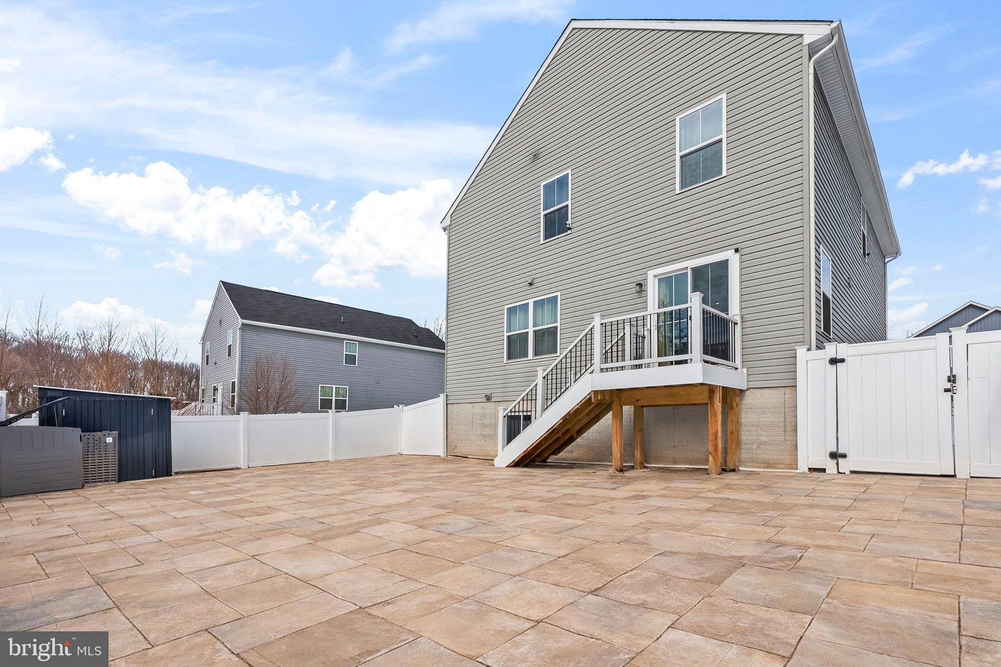 211 Green Ridge Lane Glen Burnie, MD 21060 - Photo 3 of 30