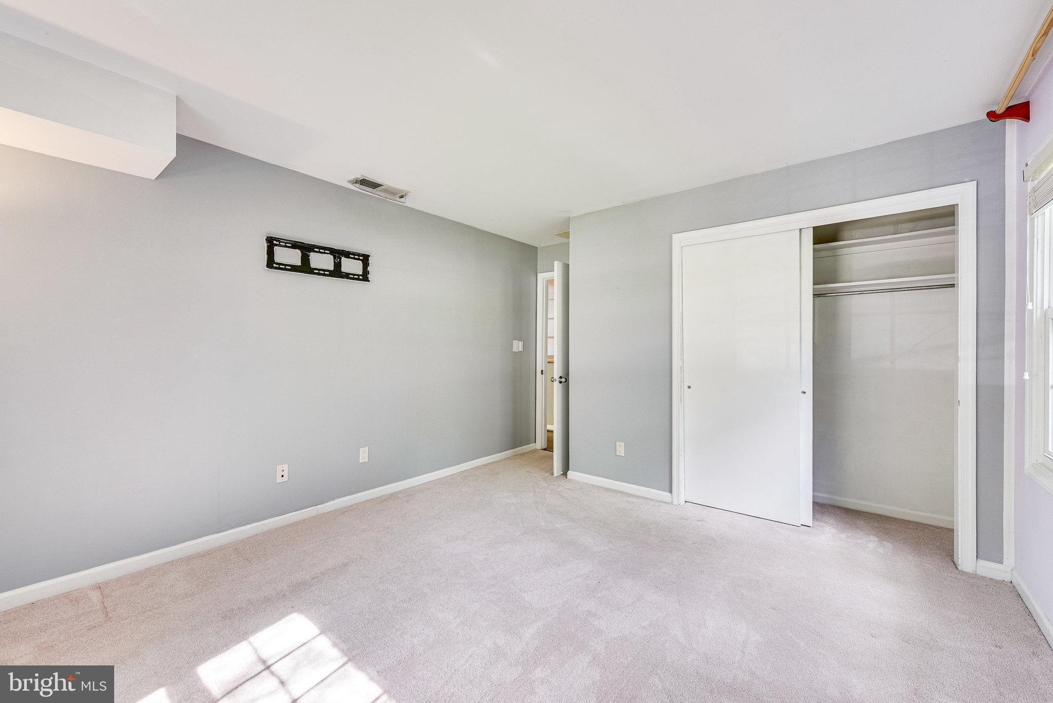 5909 B Prince James Drive, Unit B Springfield, VA 22152 - Photo 13 of 18 a view of an empty room