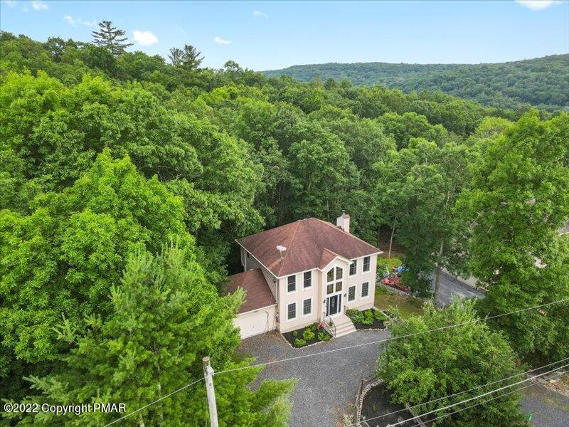 1080 Hampstead Road Bushkill, PA 18324 - Photo 47 of 62 an aerial view of a house