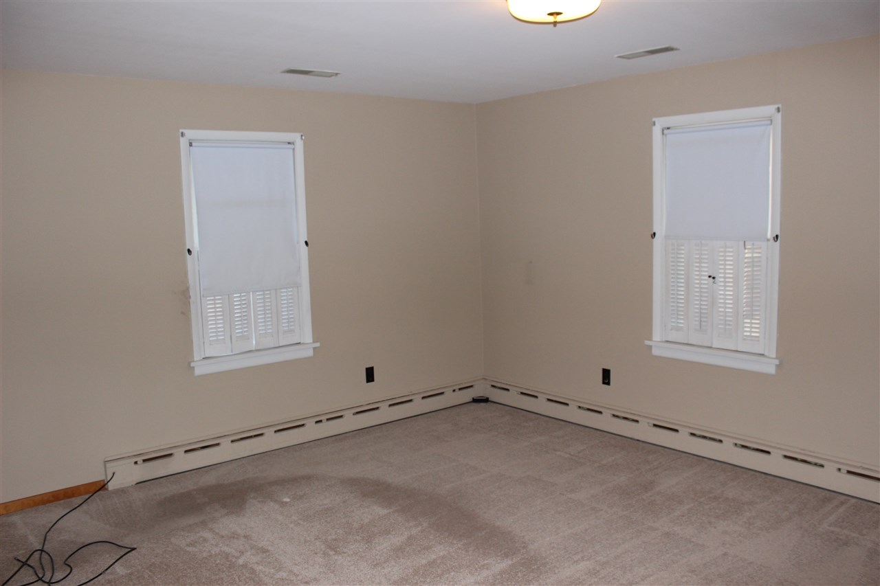 23218 Osborne Road Lakeville, IN 46536 - Photo 12 of 28