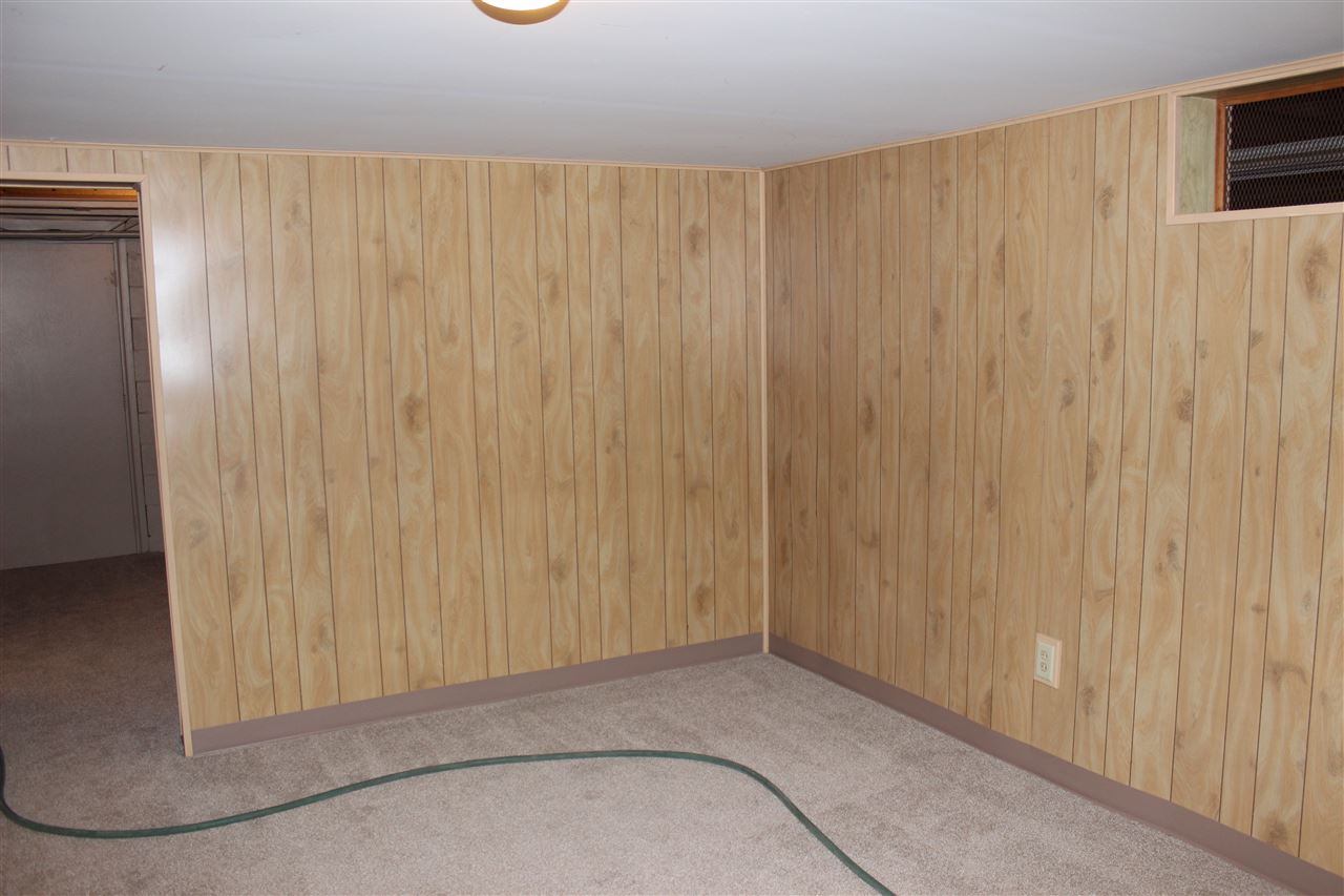 23218 Osborne Road Lakeville, IN 46536 - Photo 19 of 28