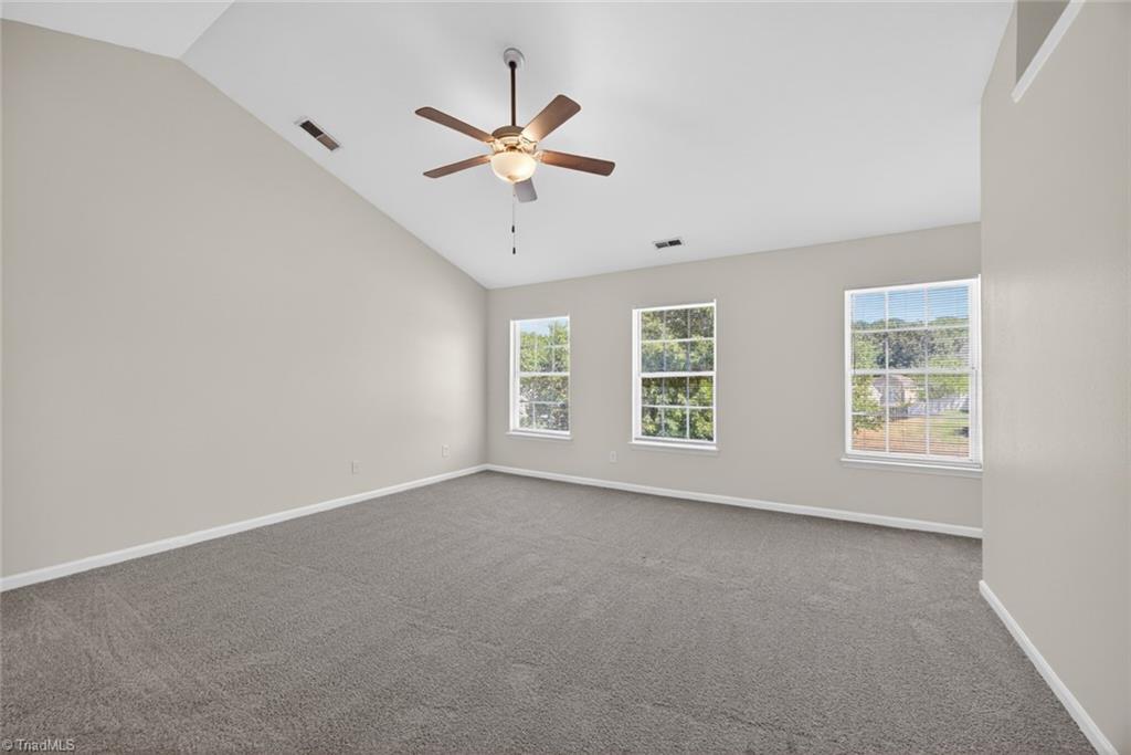 2173 Cliffvale Drive High Point, NC 27262 - Photo 16 of 32