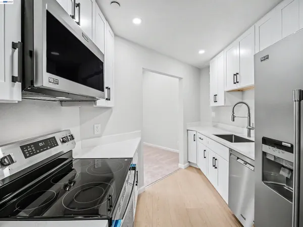 $488,800 | 39450 Albany Common, Unit X, Fremont, CA 94538