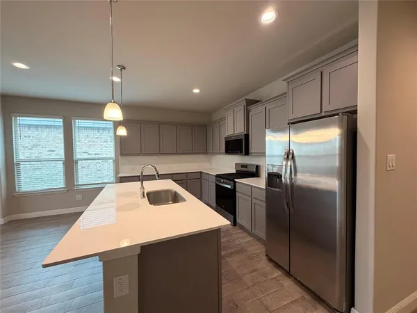 $2,800 | 209 Irish Moss Drive, Fort Worth, TX 76052