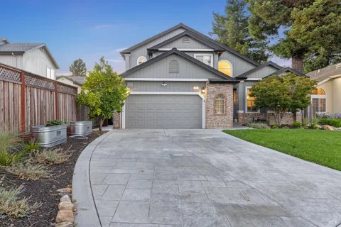 $850,000 | 70 Noonan Ranch Circle, Santa Rosa, CA 95403