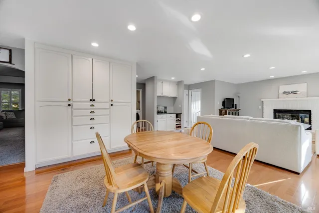 $885,000 | 70 Noonan Ranch Circle, Santa Rosa, CA 95403