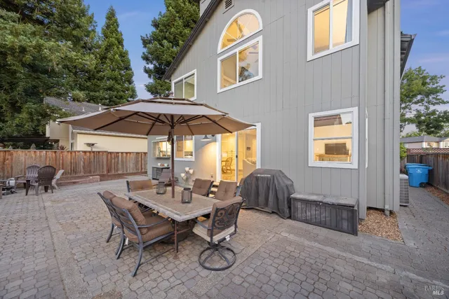 $885,000 | 70 Noonan Ranch Circle, Santa Rosa, CA 95403