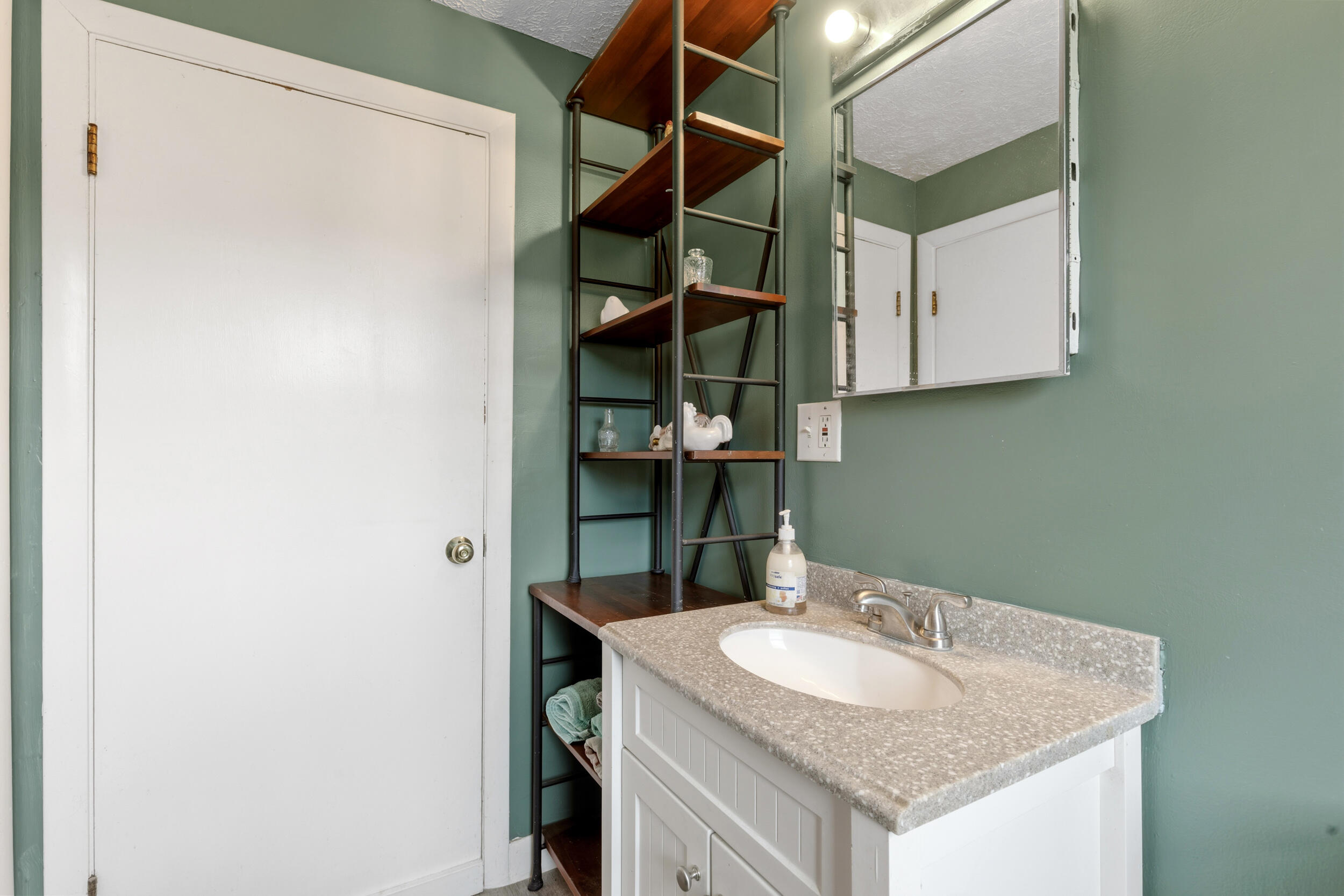 624 Hodsdon Road Pownal, ME 04069 - Photo 20 of 29 624 hodsdon rd, pownal, me 04069, usa-17