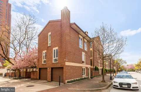 $925,000 | 519 South Hanover Street, Baltimore, MD 21201