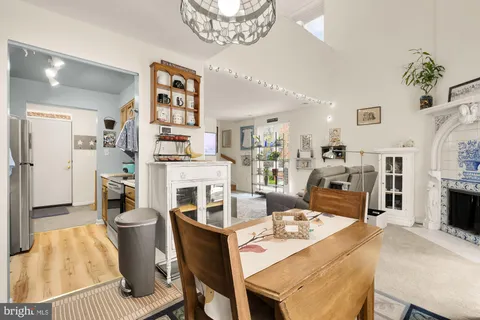 $925,000 | 519 South Hanover Street, Baltimore, MD 21201