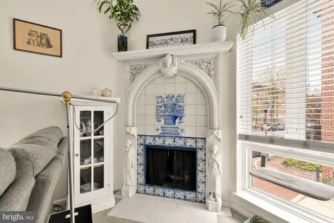 $925,000 | 519 South Hanover Street, Baltimore, MD 21201