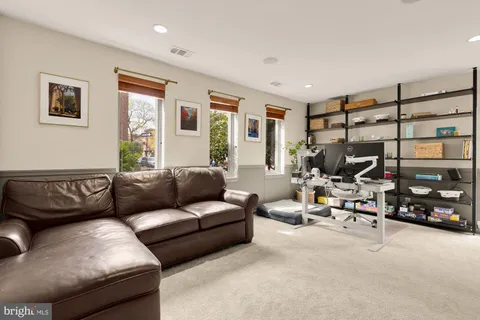 $925,000 | 519 South Hanover Street, Baltimore, MD 21201
