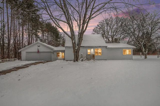 $275,000 | 2730 Johnson Road, Gowen, MI 49326