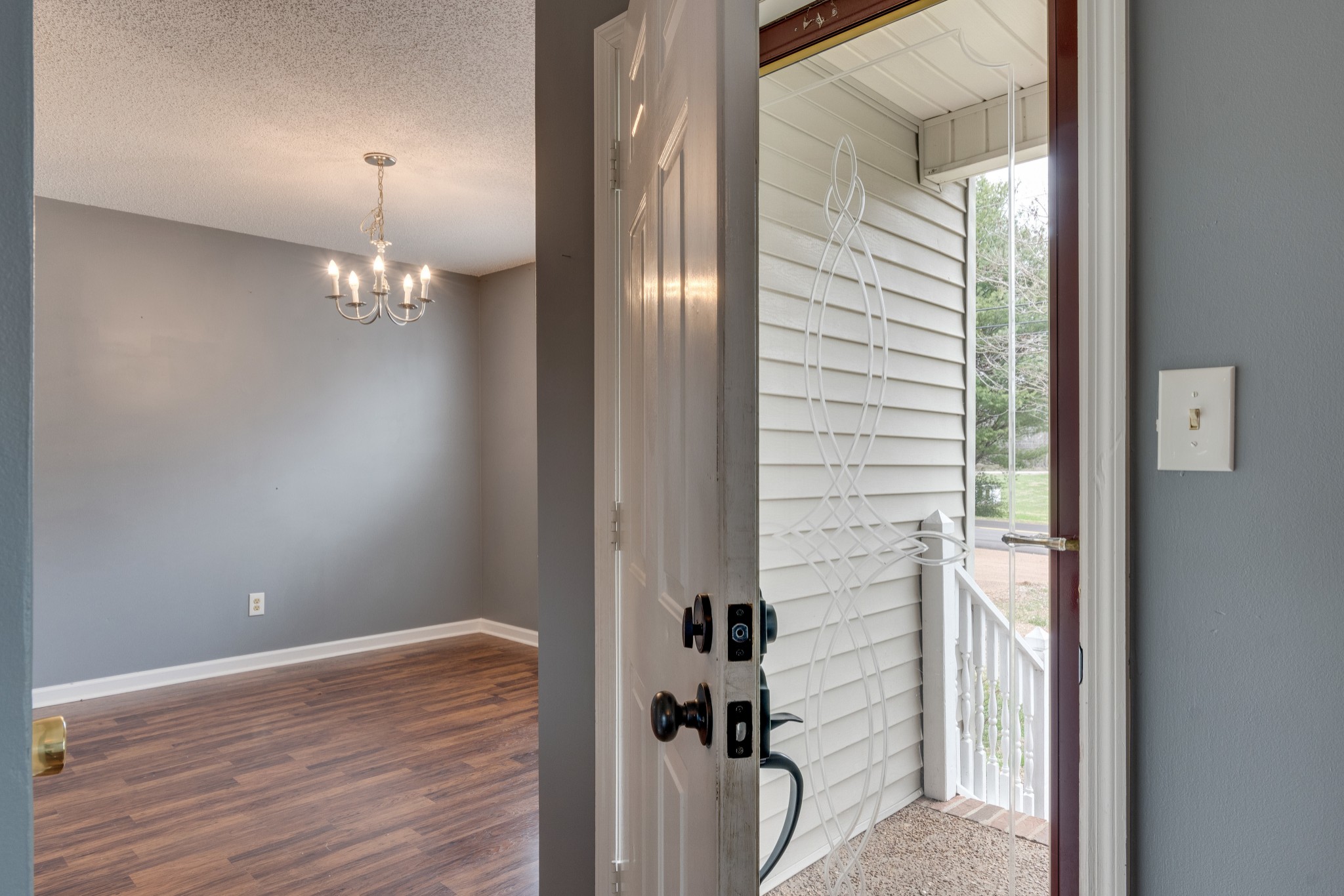 406 Rutherford Lane Columbia, TN 38401 - Photo 4 of 33 Gallery Image 4