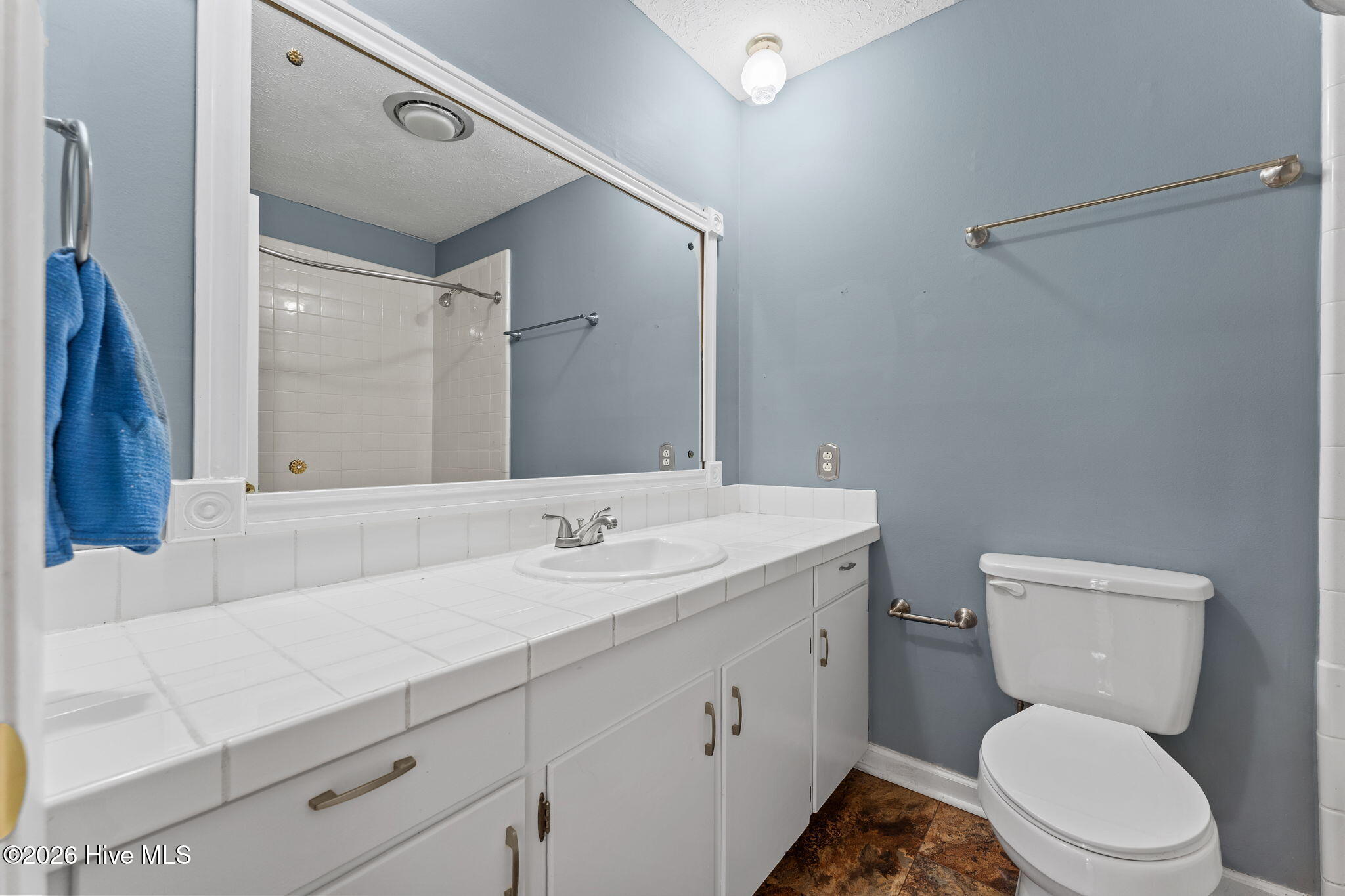 188 Thorne Road Pinehurst, NC 28374 - Photo 10 of 45 Hall Bathroom