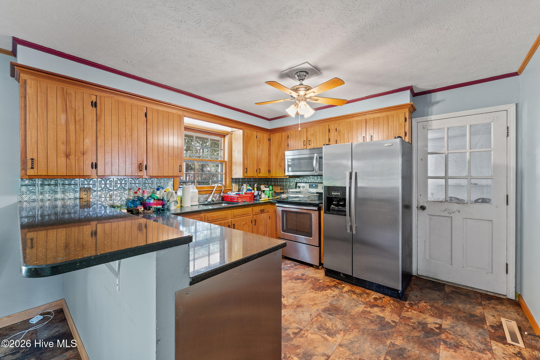 188 Thorne Road Pinehurst, NC 28374 - Photo 19 of 45 Kitchen