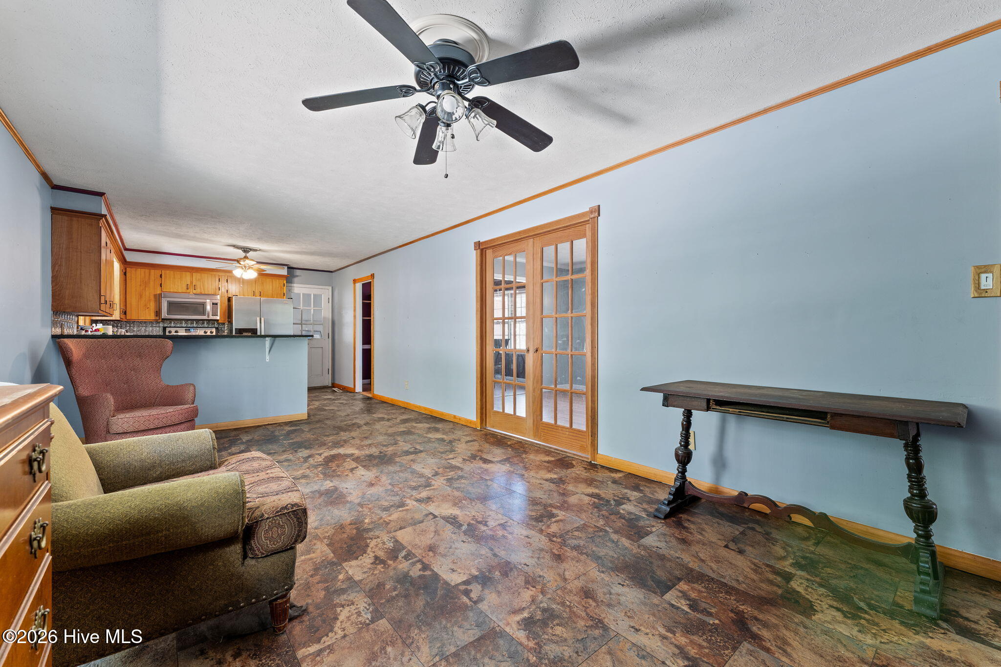 188 Thorne Road Pinehurst, NC 28374 - Photo 23 of 45 Kitchen Family Room