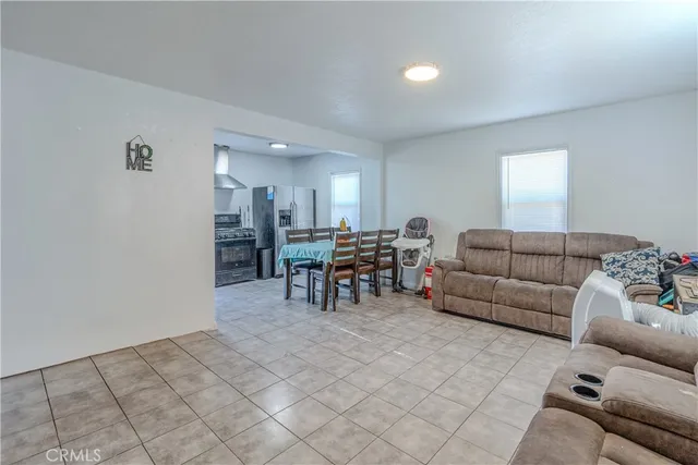 $394,999 | 919 North Illinois Avenue, Colton, CA 92324