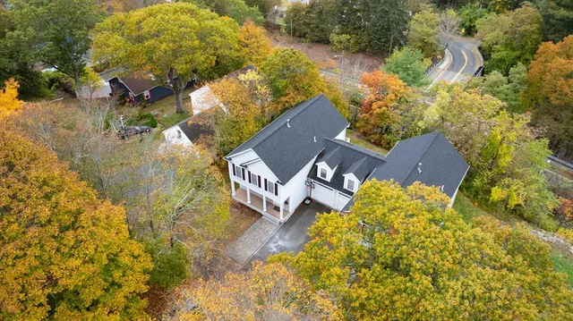 $824,900 | 772 Main Street, Unit 2, Wakefield, MA 01880