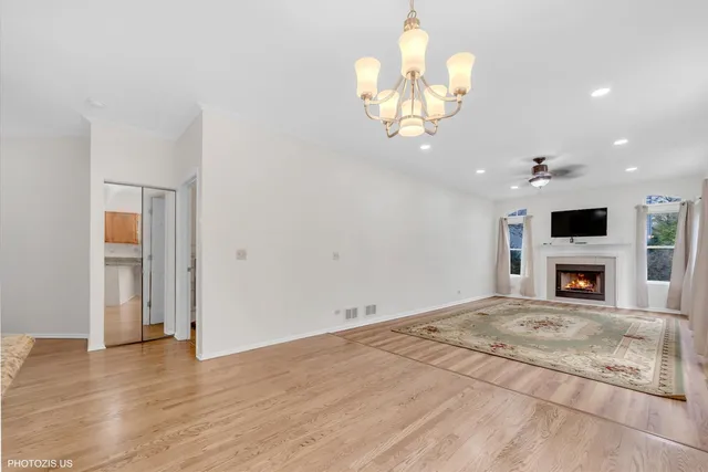 $577,500 | 1034 Heather Court, Fox River Grove, IL 60021