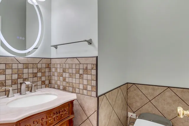 $577,500 | 1034 Heather Court, Fox River Grove, IL 60021