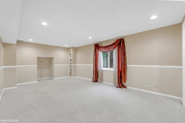 $577,500 | 1034 Heather Court, Fox River Grove, IL 60021