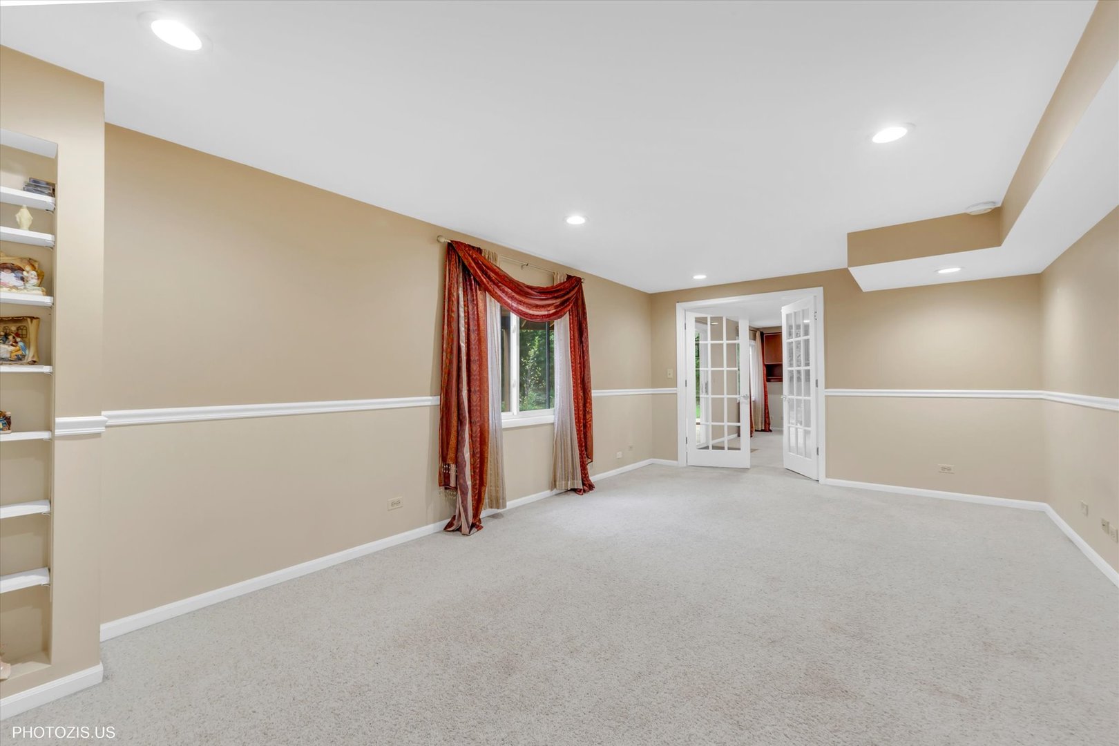 1034 Heather Court Fox River Grove, IL 60021 - Photo 42 of 64 a view of empty room