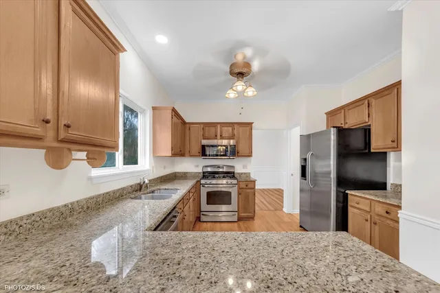 $577,500 | 1034 Heather Court, Fox River Grove, IL 60021