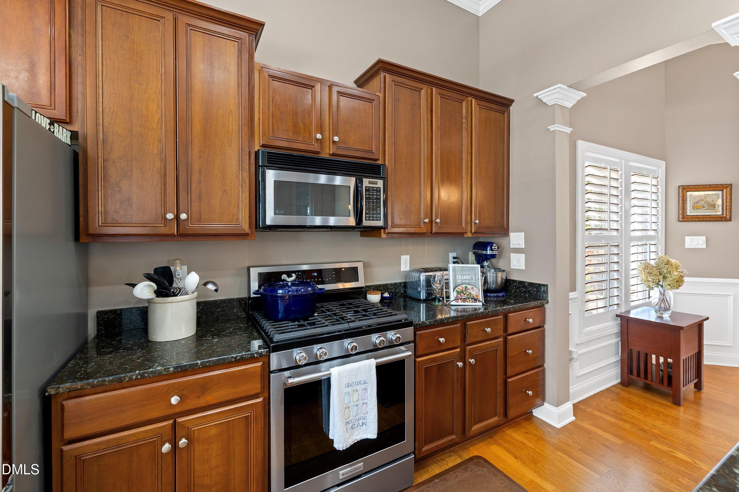 12241 Orchardgrass Lane Raleigh, NC 27614 - Photo 20 of 55 Cabinets with Gas Stove