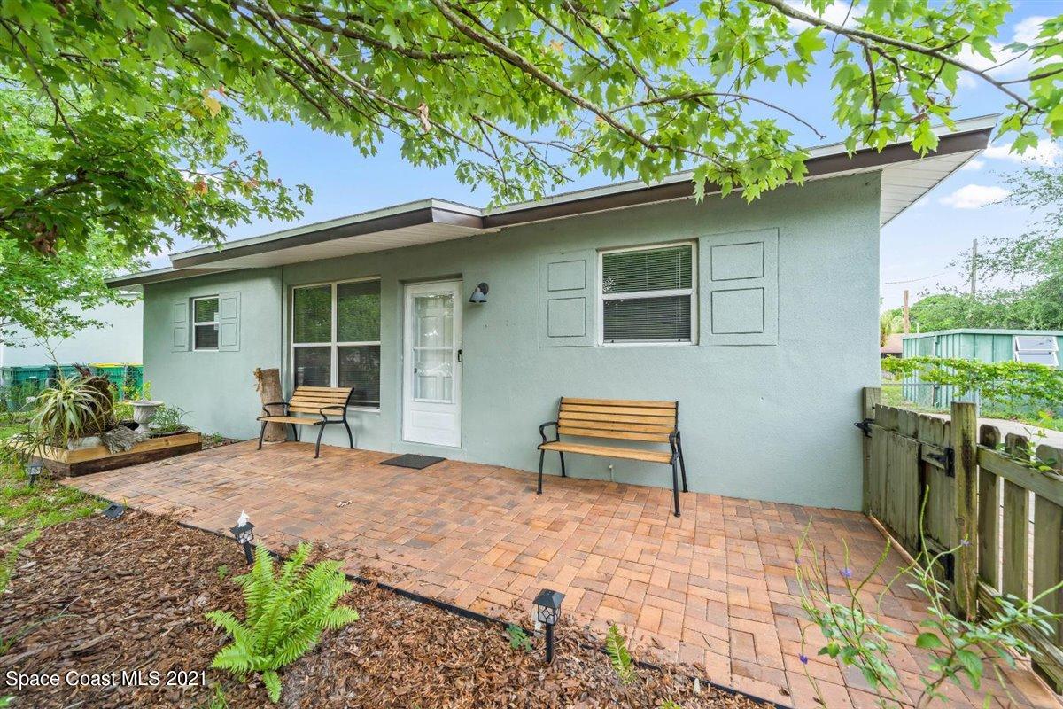 420 West Rutgers Street Melbourne, FL 32901 - Photo 1 of 40 Outside Front