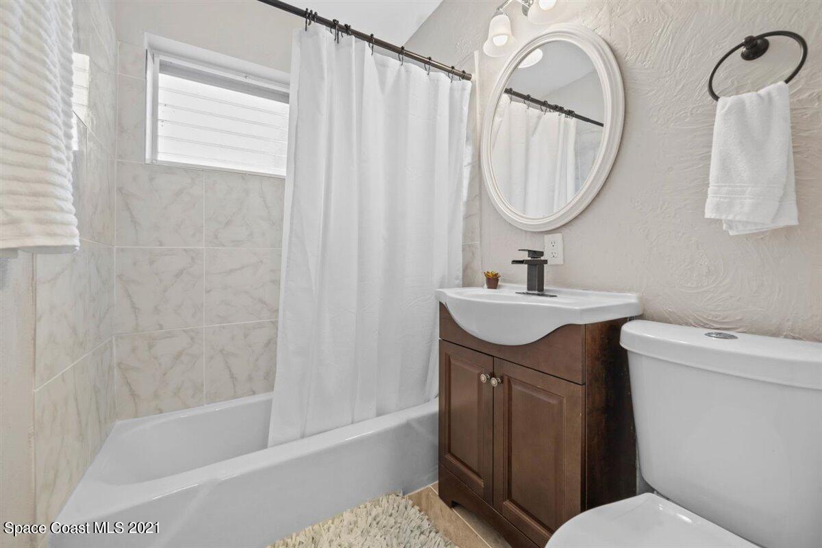 420 West Rutgers Street Melbourne, FL 32901 - Photo 19 of 40 Bathroom 2