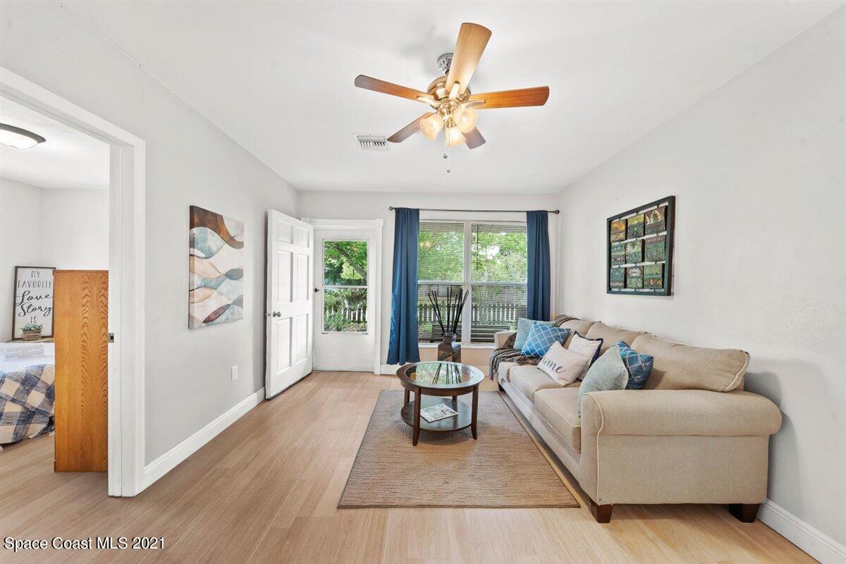 420 West Rutgers Street Melbourne, FL 32901 - Photo 8 of 40 Living Area