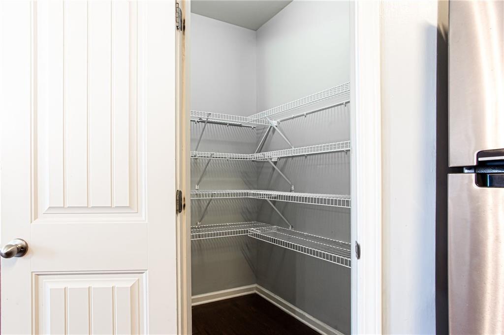 4354 Favored Way Union City, GA 30291 - Photo 13 of 48