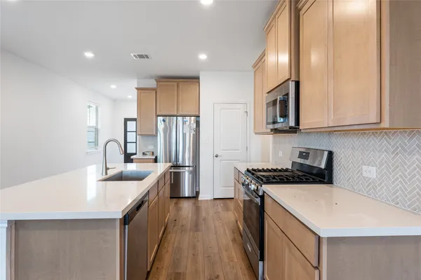 $2,295 | 751 Papaya Drive, Buda, TX 78610